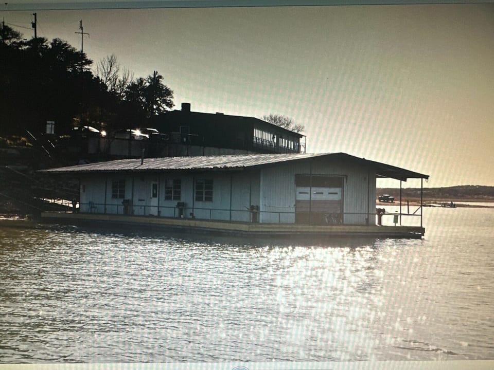 Floating Fishing House