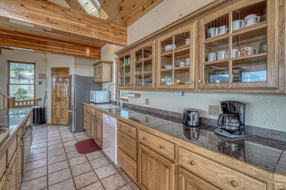 Fully Appointed Kitchen