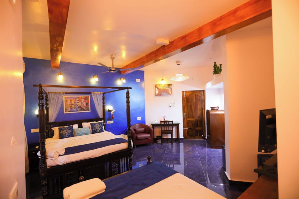 Family Room | Individually furnished, desk, soundproofing, free WiFi