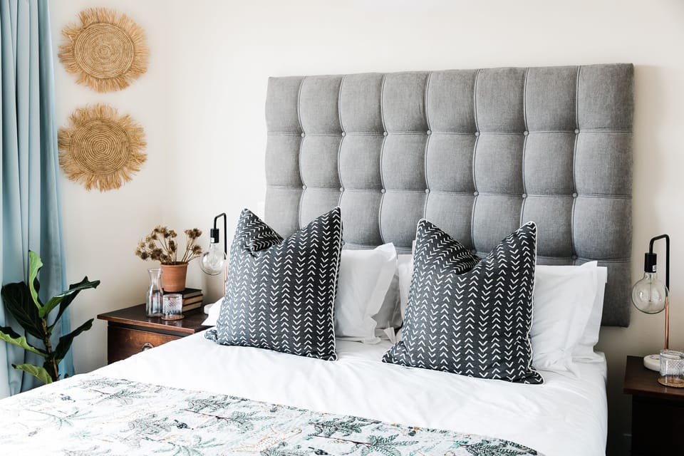 Superior Room | Egyptian cotton sheets, premium bedding, Tempur-Pedic beds, minibar