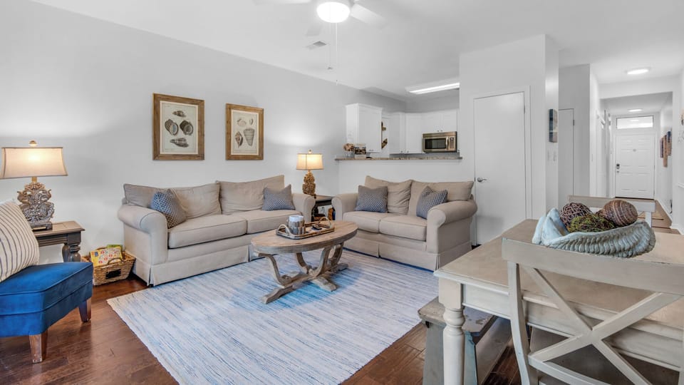 Palms D2 Living Area