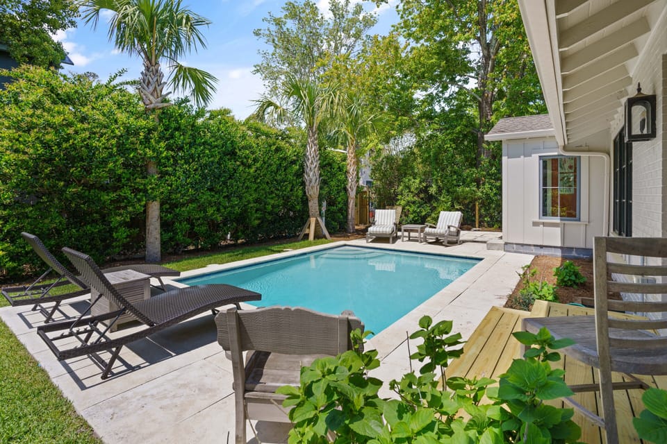 1. Park Cottage Pool