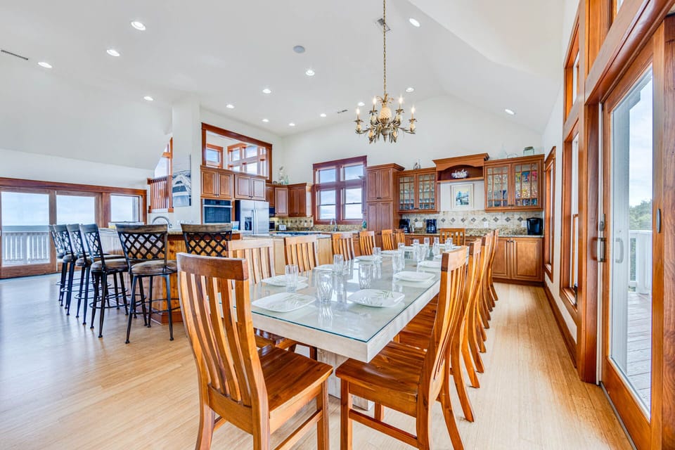 10-Surf-Or-Sound-Realty-1127-Island Time Paradise-Dining Area-02