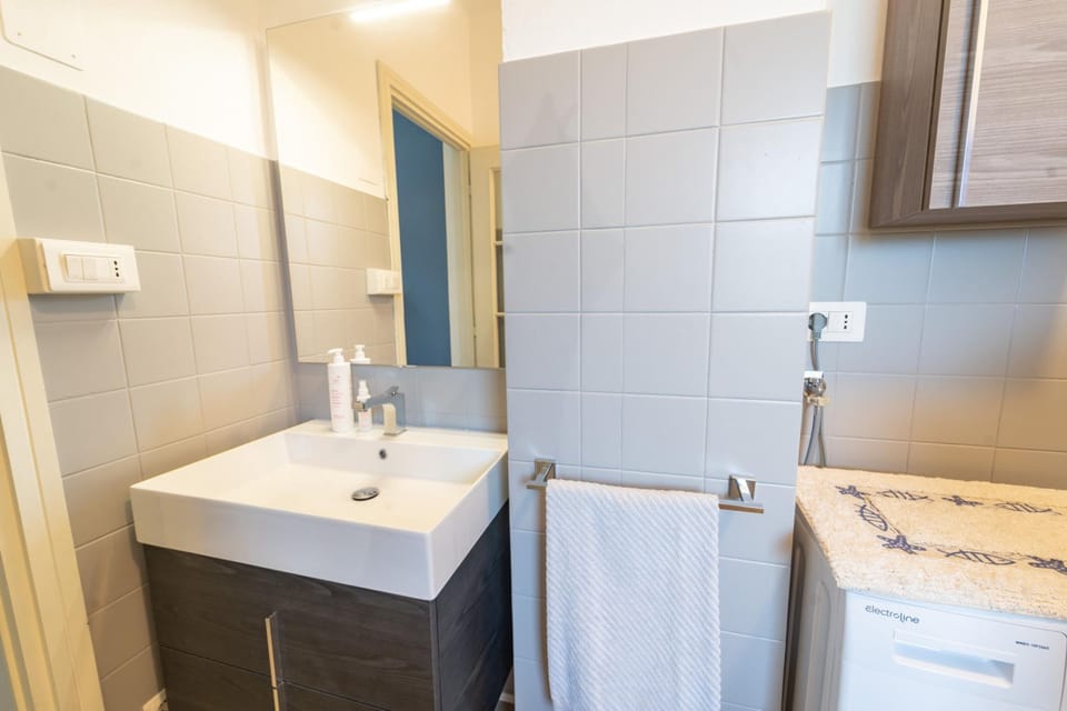 House | Bathroom | Toilet paper
