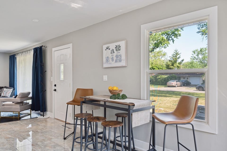 House, 3 Bedrooms | Dining