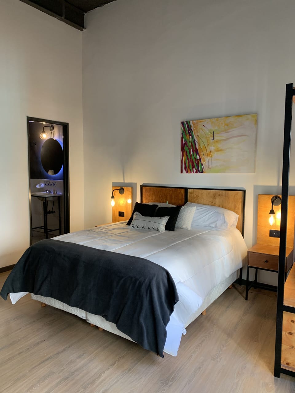 Deluxe Double or Twin Room | In-room safe, desk, laptop workspace, blackout drapes