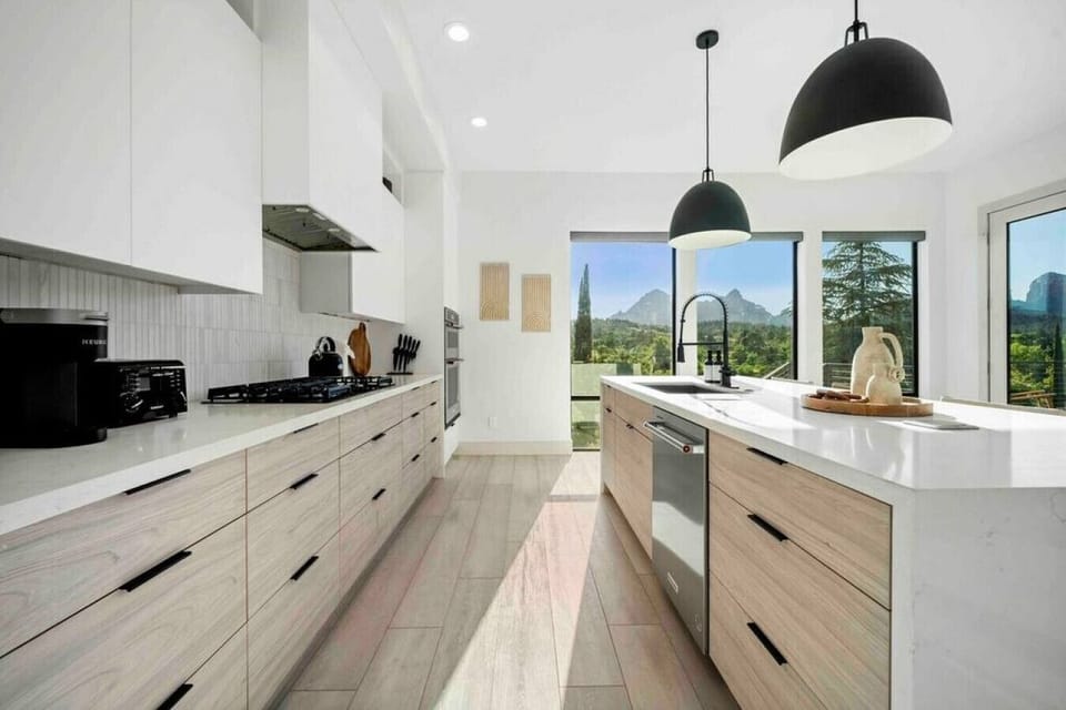 More of the kitchen area