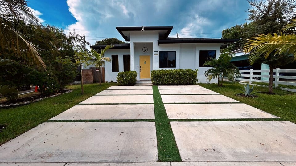 Updated Modern Home with Curb Appeal and Parking for 2 cars