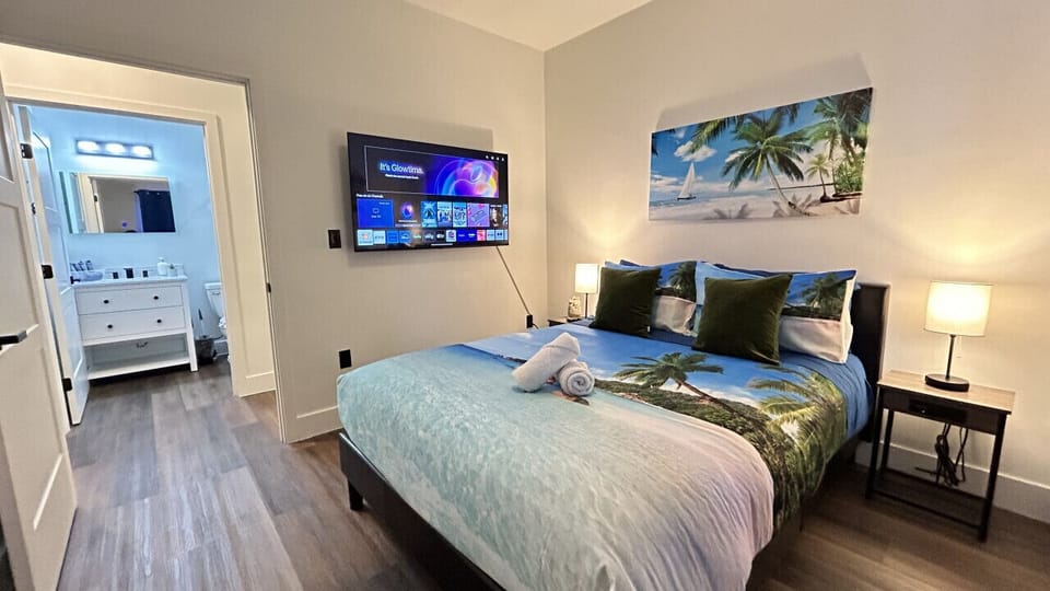 Bedroom #2 with Queen Bed & Smart TV
