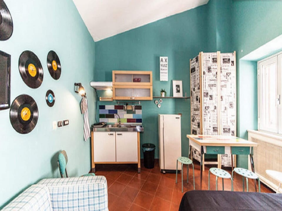 Apartment, 1 Bedroom, Kitchenette | Living area | 28-inch LCD TV with digital channels, TV
