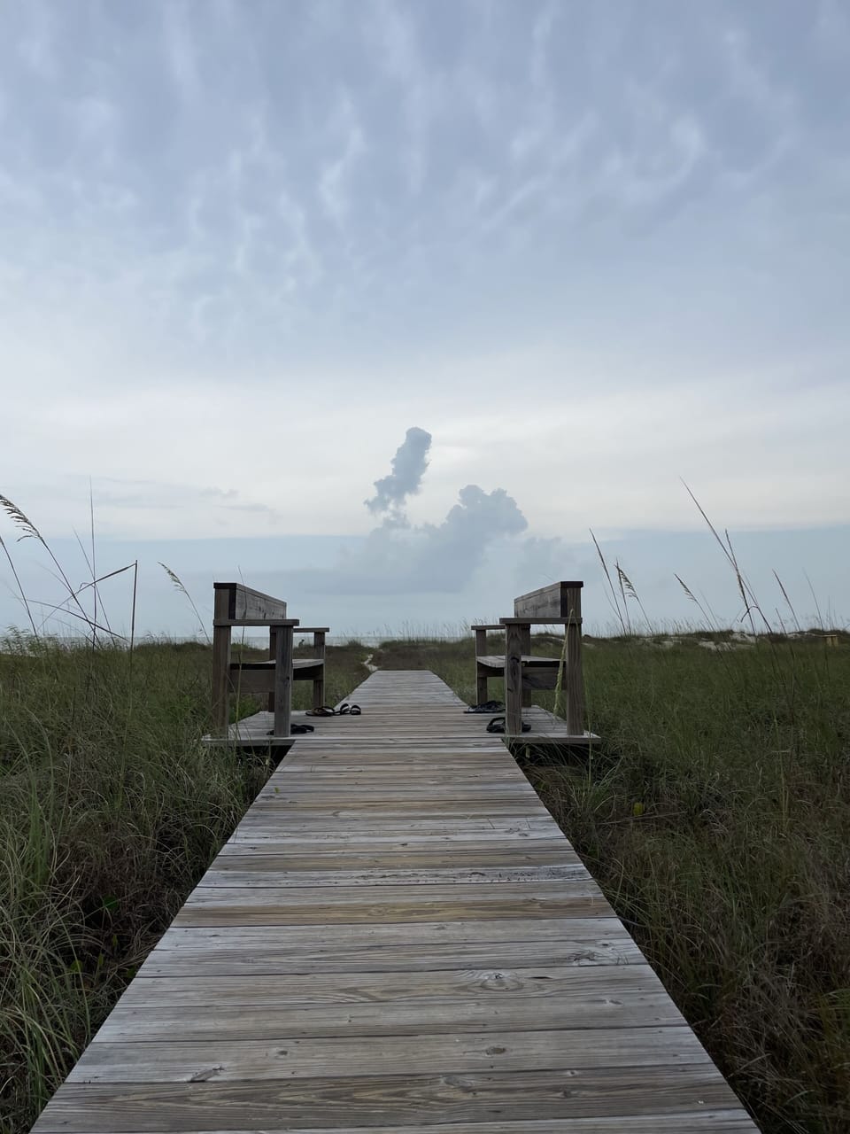 Boardwalk to the beach 