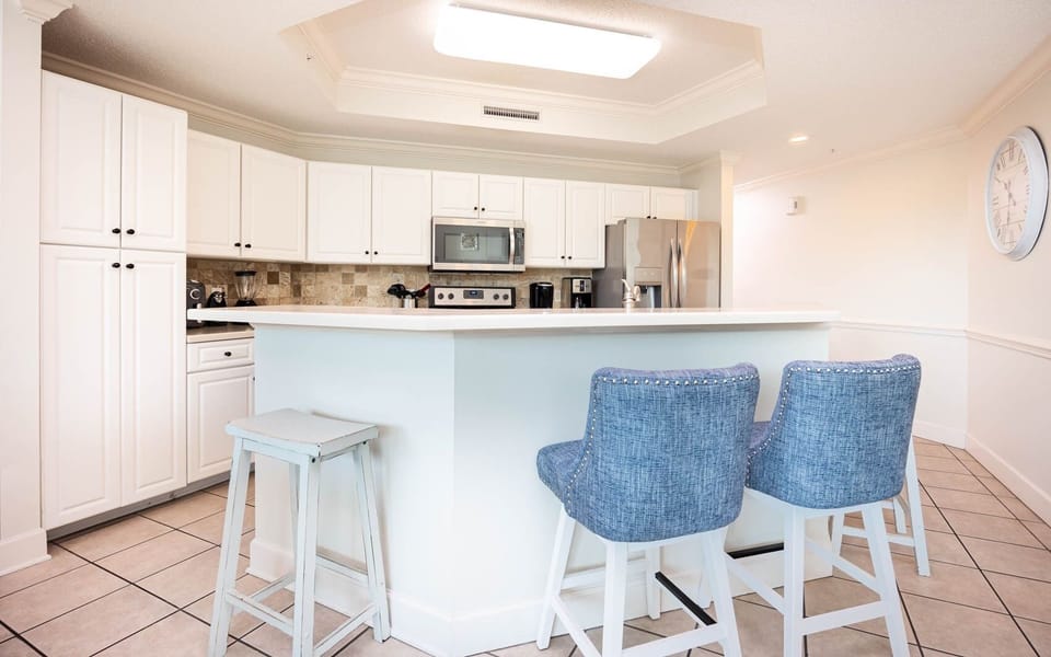 Condo, 2 Bedrooms | Private kitchen | Coffee/tea maker, fridge, oven