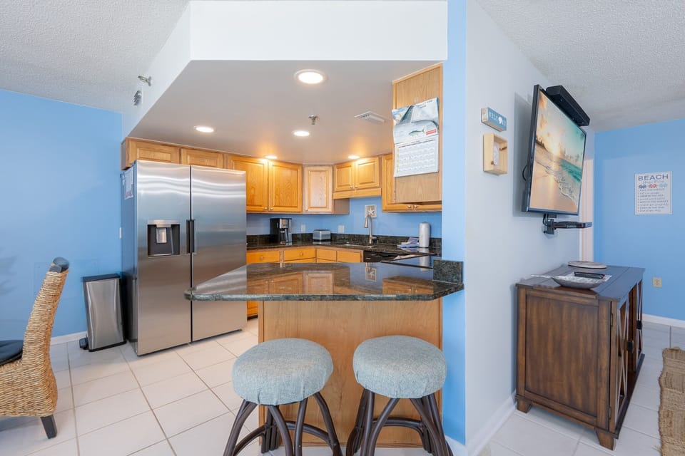 Condo, 1 Bedroom | Interior