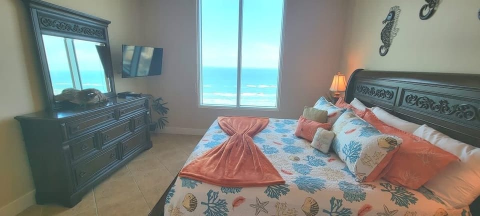 Apartment, 3 Bedrooms | 3 bedrooms, iron/ironing board, WiFi (free)
