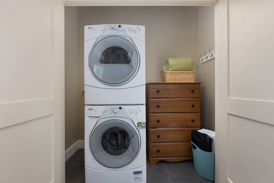 Lower level laundry room