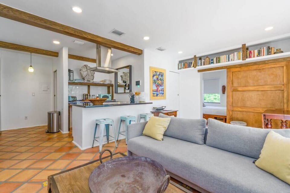 Amazing living room to spend time with your loved ones!