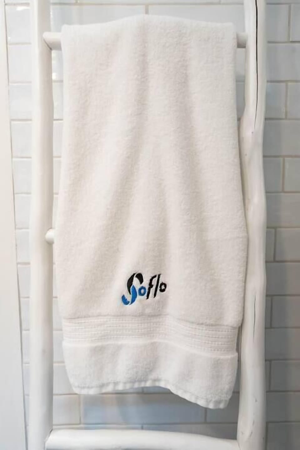 Soflo towels to live the whole experience!