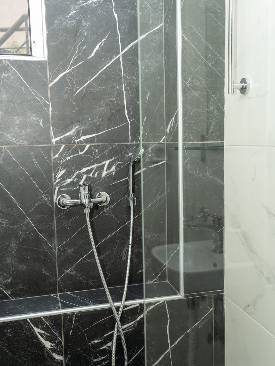 ALLAGIANNIS GROUP APARTMENTS Bed and Breakfast in Decentralized Administration of Attica