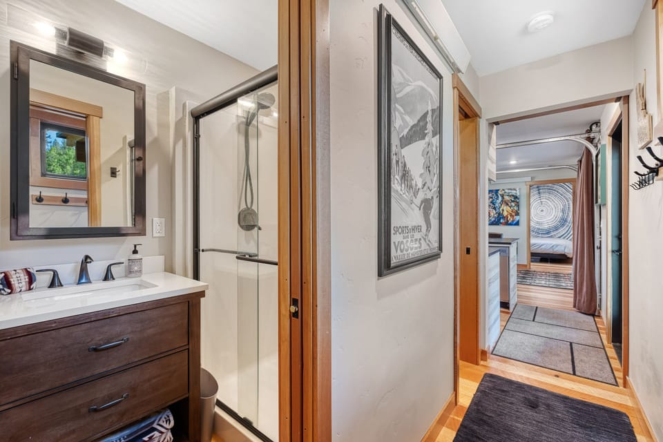 Bathroom step in shower