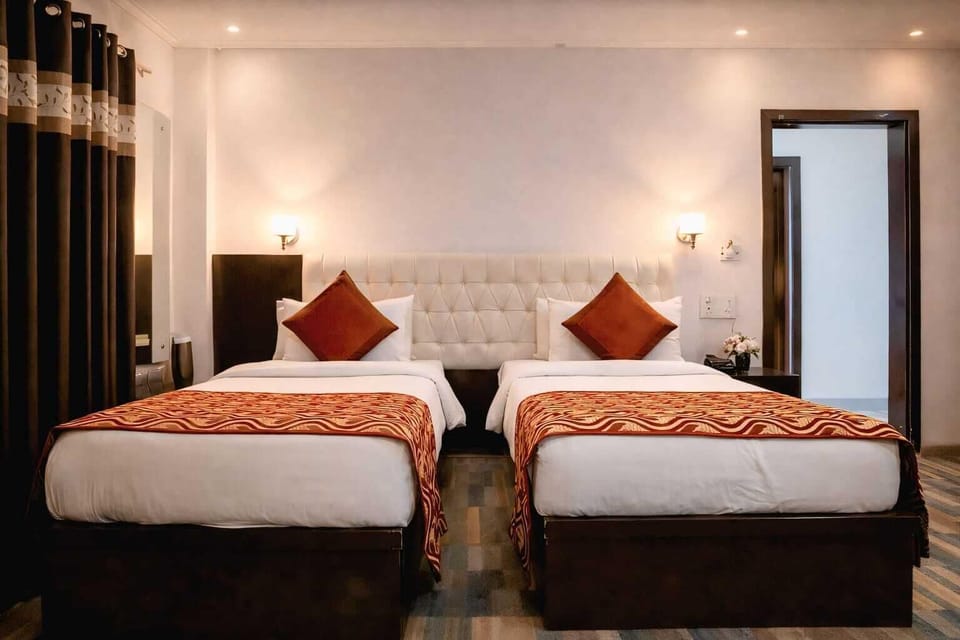 Classic Room, Multiple Beds, City View | Desk, free WiFi, bed sheets