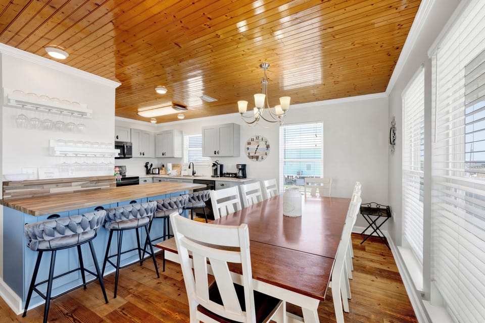 Beautiful coastal decor throughout