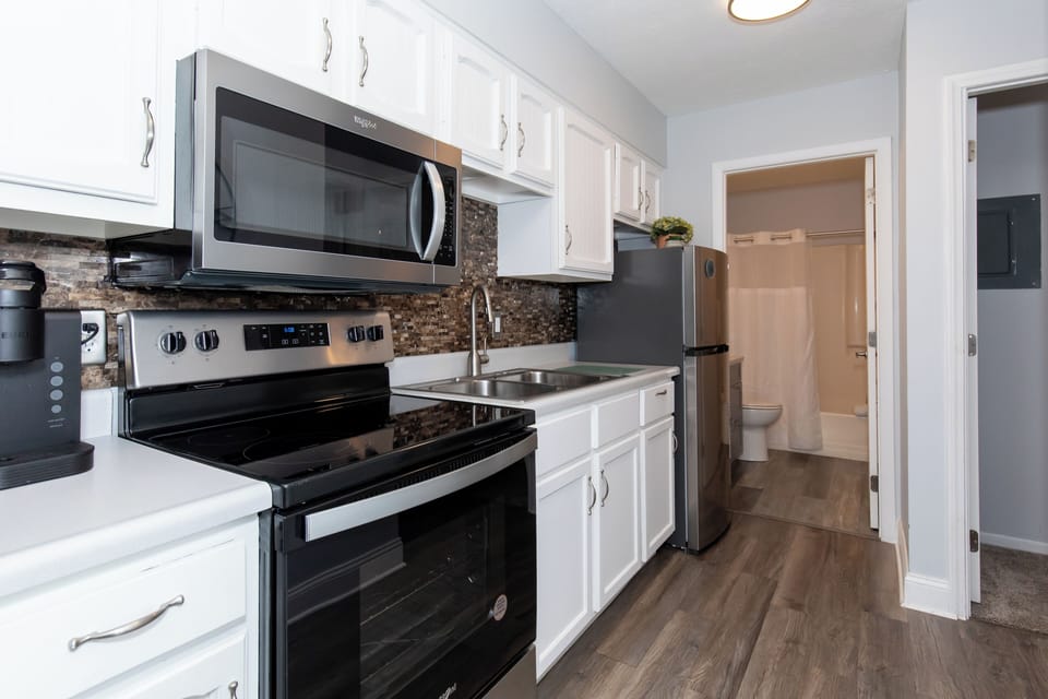 346Main0425_0059