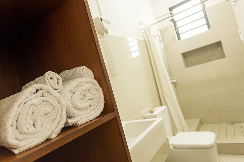 Deluxe Double Room, 1 Double Bed, Non Smoking, Sea View | Bathroom | Shower, hair dryer (on request), towels, soap