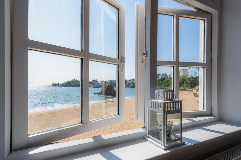 The Sand Castle - 2 Bedroom Apartment - Tenby (15927)