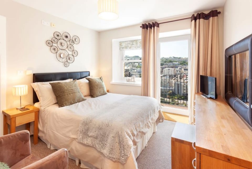 Granville Heights Bedroom 1