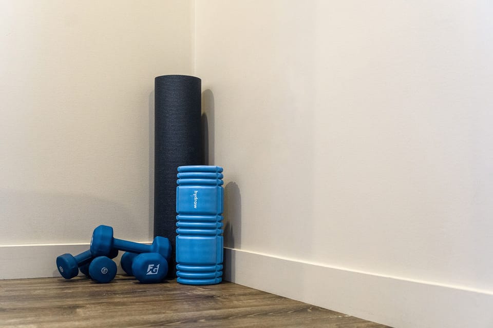 5 & 10 pound weights to use during your vacation.