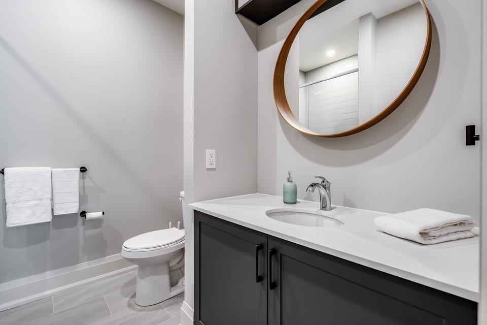 Bonnieview Bathroom Three