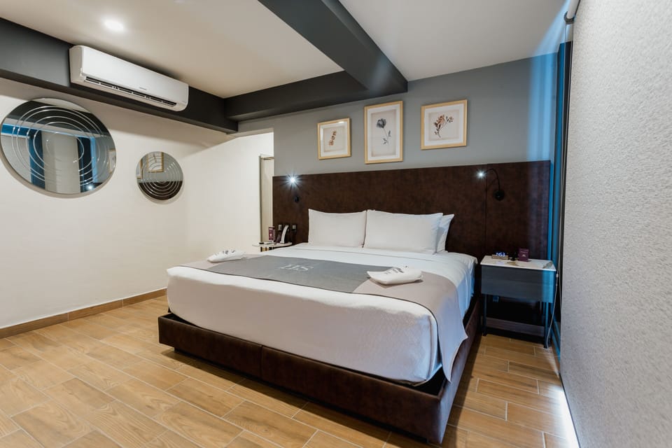 Family Villa, 4 Bedrooms | 4 bedrooms, soundproofing, iron/ironing board, free WiFi