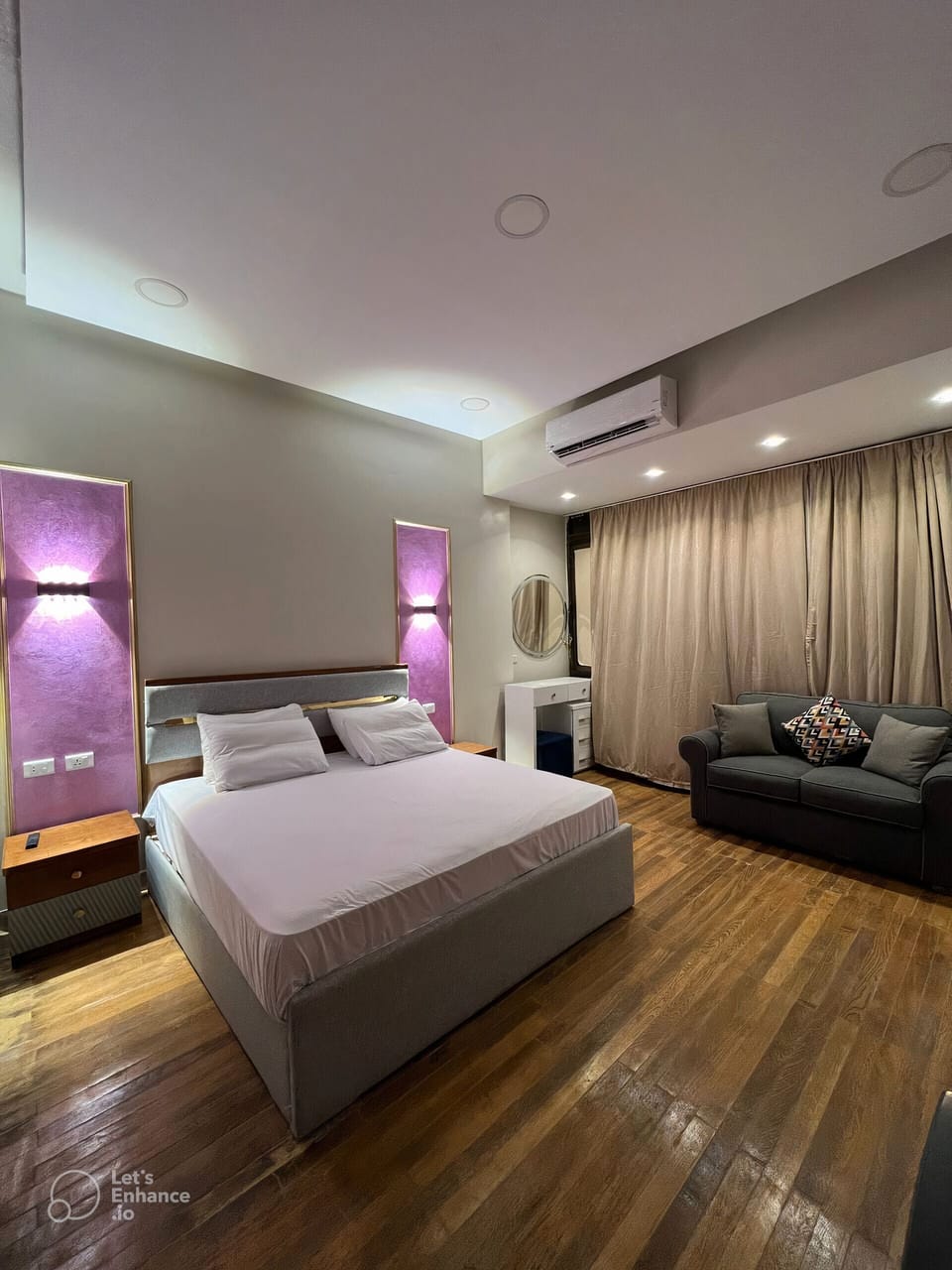 Deluxe Double Room, 1 Bedroom, Smoking | Egyptian cotton sheets, premium bedding, down comforters, in-room safe