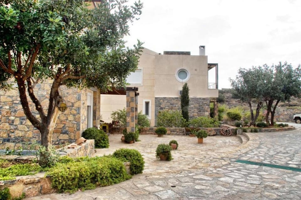 House | 5 bedrooms