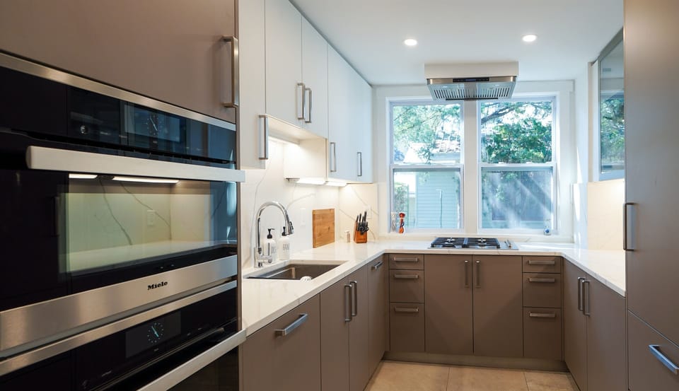 Brand New Fully Equipped Chef's Kitchen