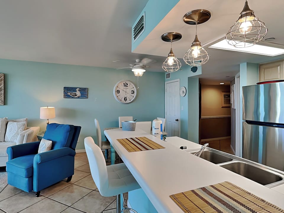 Breakfast Bar