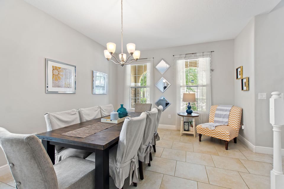 Cozy haven dining area