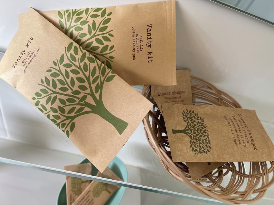 Bathroom amenities