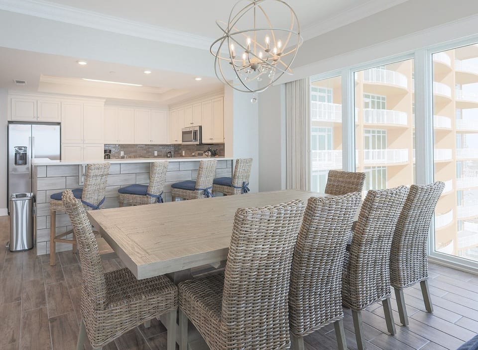 Condo, 4 Bedrooms | Dining