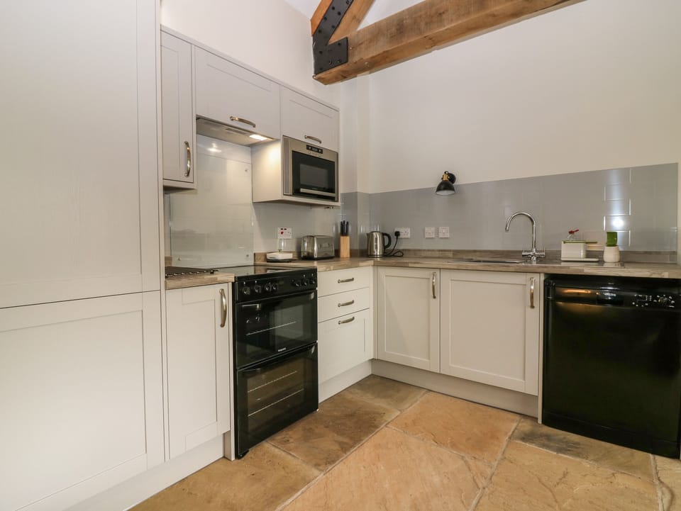 Fridge, dishwasher, electric kettle, toaster