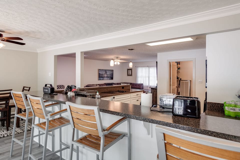 Stylish and Functional Countertop