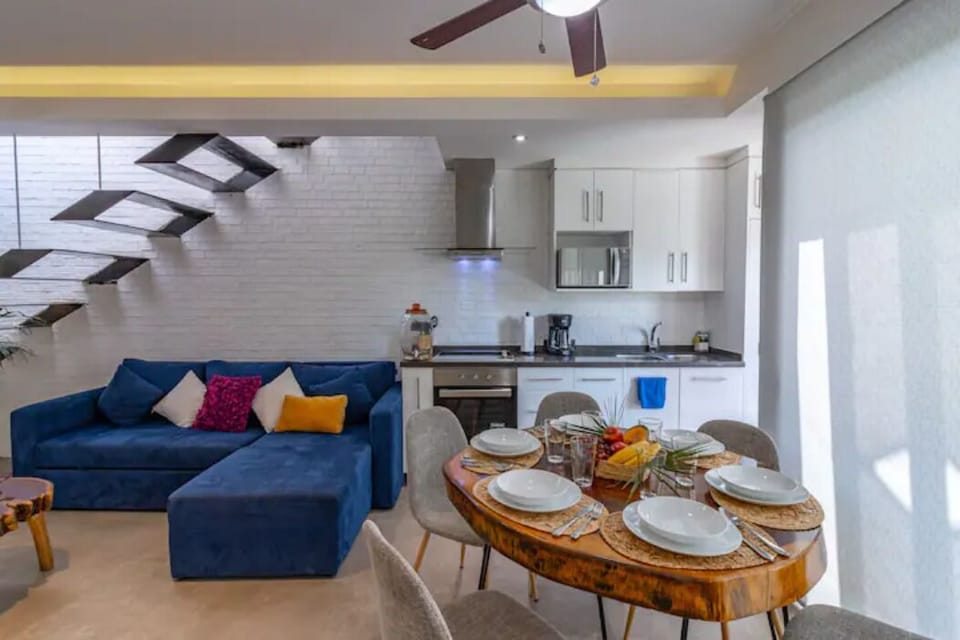 Luxury Apartment | Private kitchen | Full-size fridge, microwave, oven, coffee/tea maker