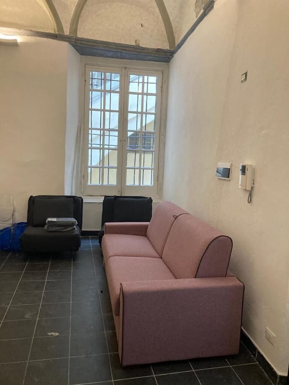 Family Apartment | Living area | 55-inch TV with digital channels, toys