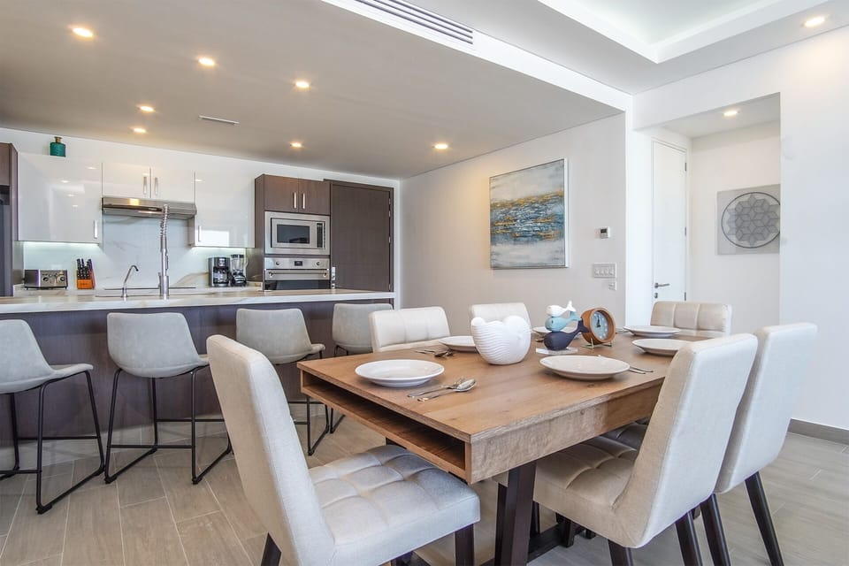 Stylish dining table for six
