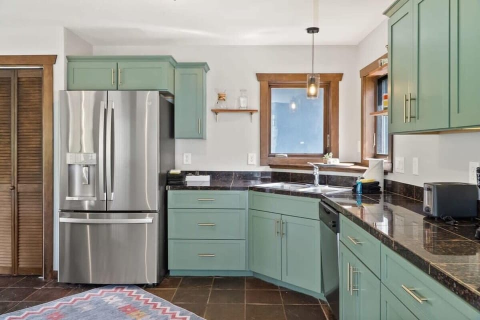 The kitchen boasts all the basic cookware you will need to prepare a delicious meal for your loved ones.