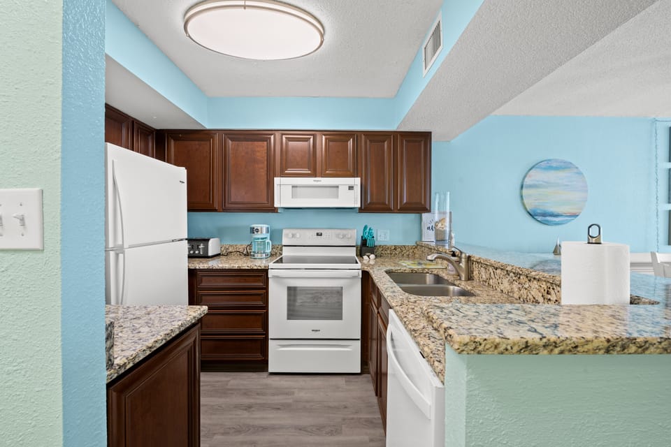 A fully stocked kitchen makes meal preparation a breeze.