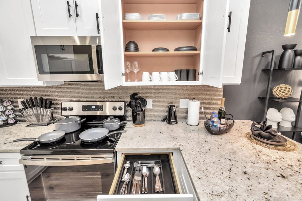 Melanin Magic Kitchen fully stocked (2)