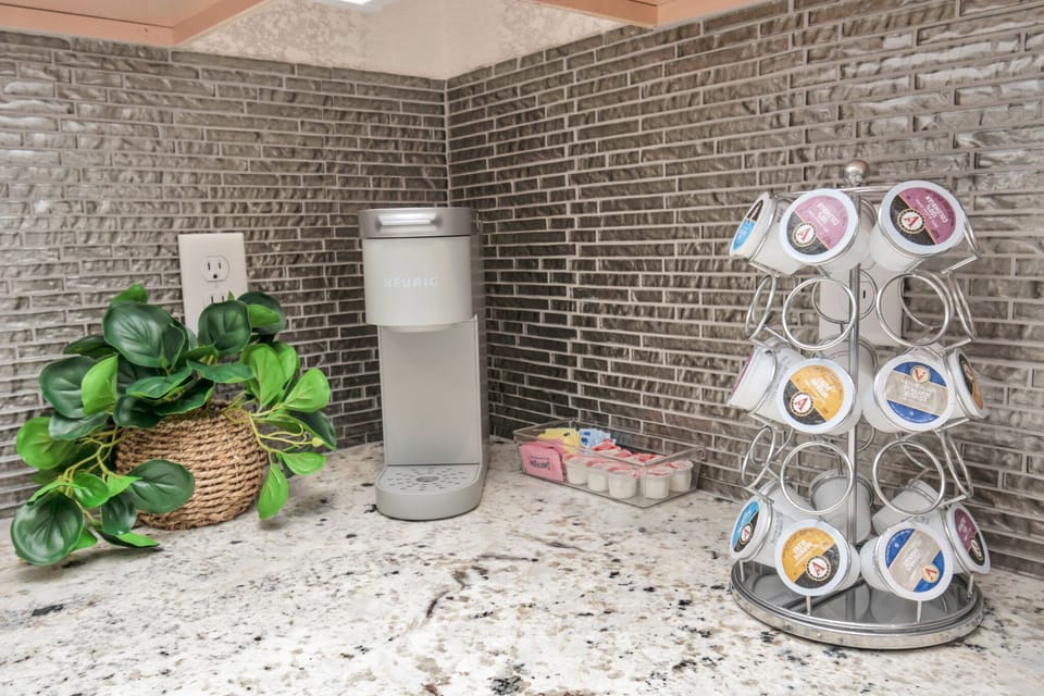 Unit B Kitchen Coffee Maker with coffee pods