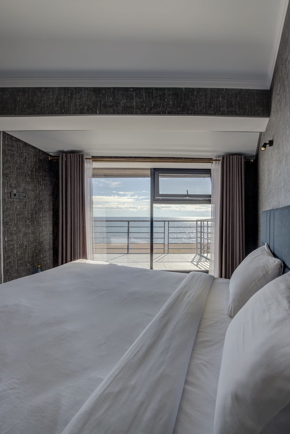 Basic Double Room | Minibar, desk, laptop workspace, free WiFi