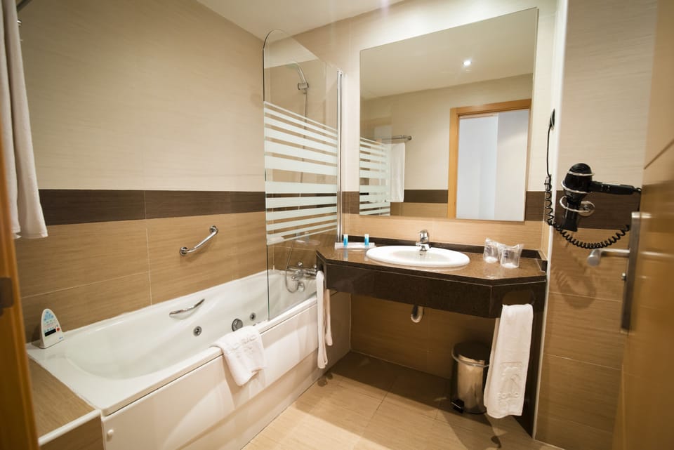Hair dryer, towels